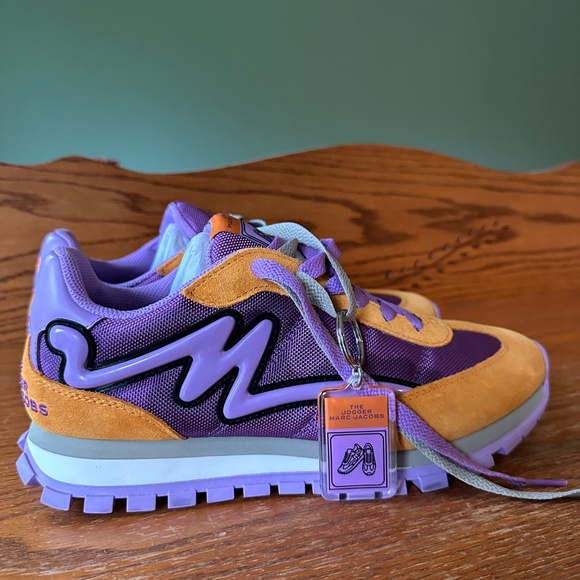 Marc Jacobs Women’s Sneaker - Picture 5 of 6